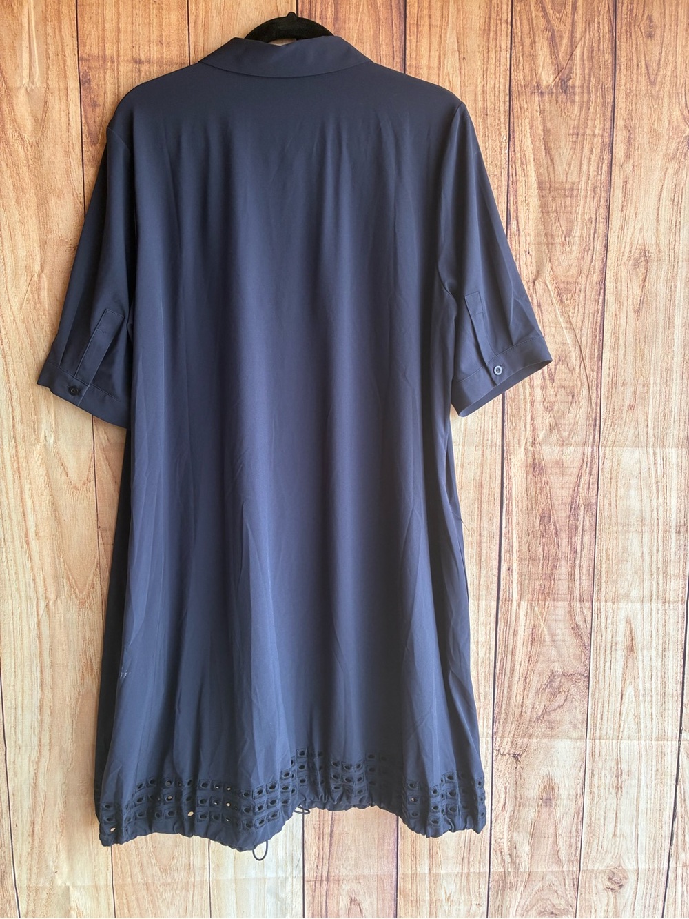 CHICO’S Navy Embroidered Bottom Bungee Dress Size Large (2) - Picture 6 of 9
